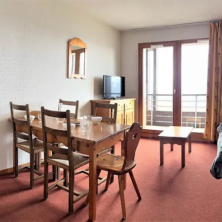 Apartment Confort Avec Balcon, Skis Aux Pieds, Piscine Chauffee, Proche Commerces Et Remontees Mecaniques - Fr-1-267-231 *
